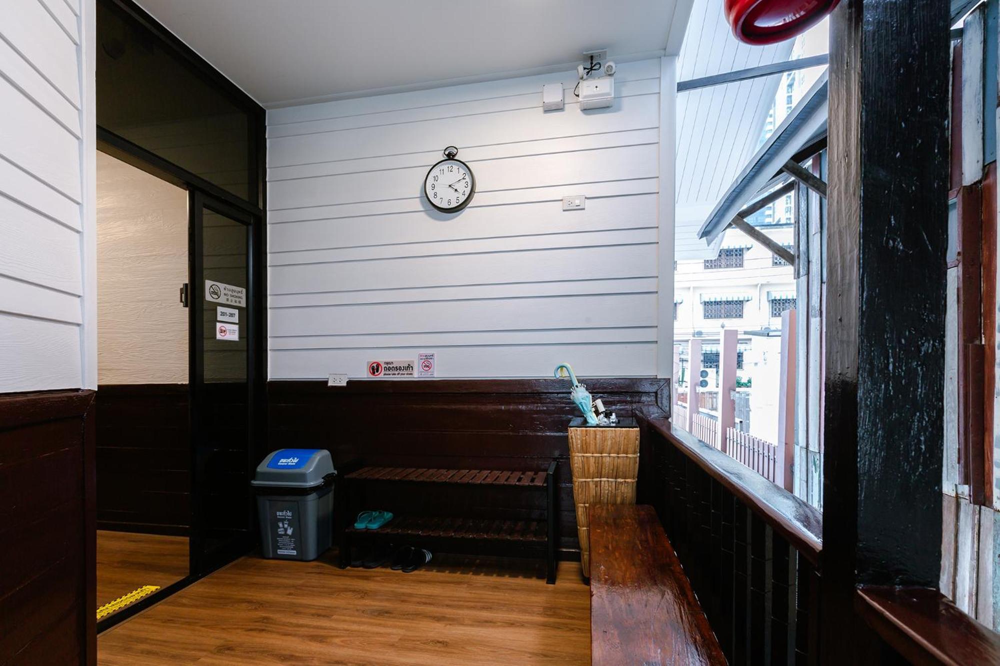 Diff Hostel Бангкок Екстер'єр фото