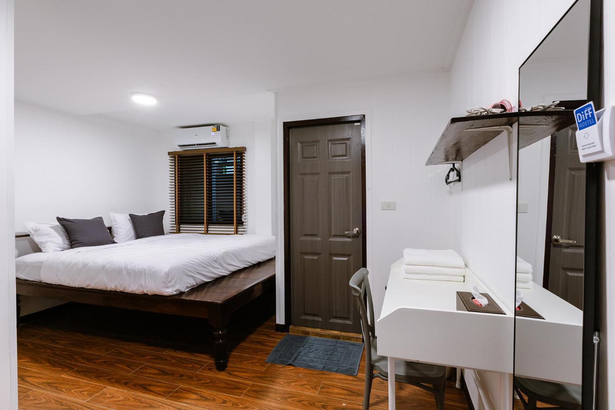 Diff Hostel Бангкок Екстер'єр фото